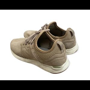 New Balance Revlite 247 Womens size 7.5